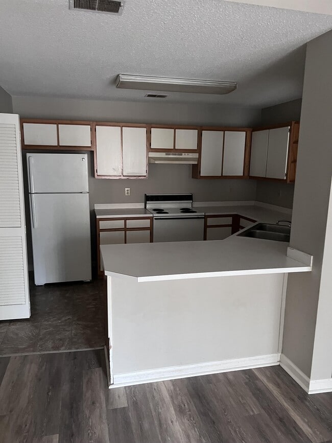 115 Windtree Ct Townhome Townhome Rental in Greenwood SC