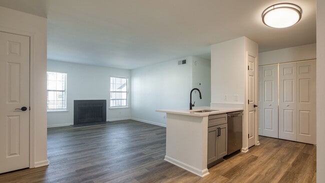 Latitudes Apartments