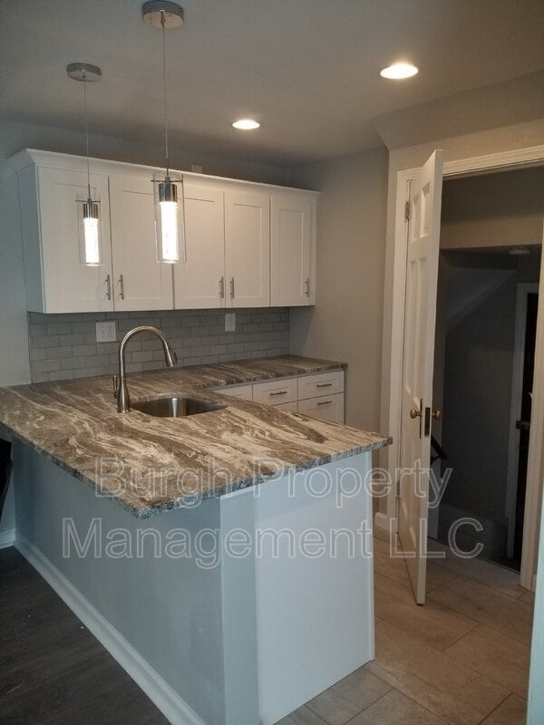 Photo - 1320 Milan Ave
