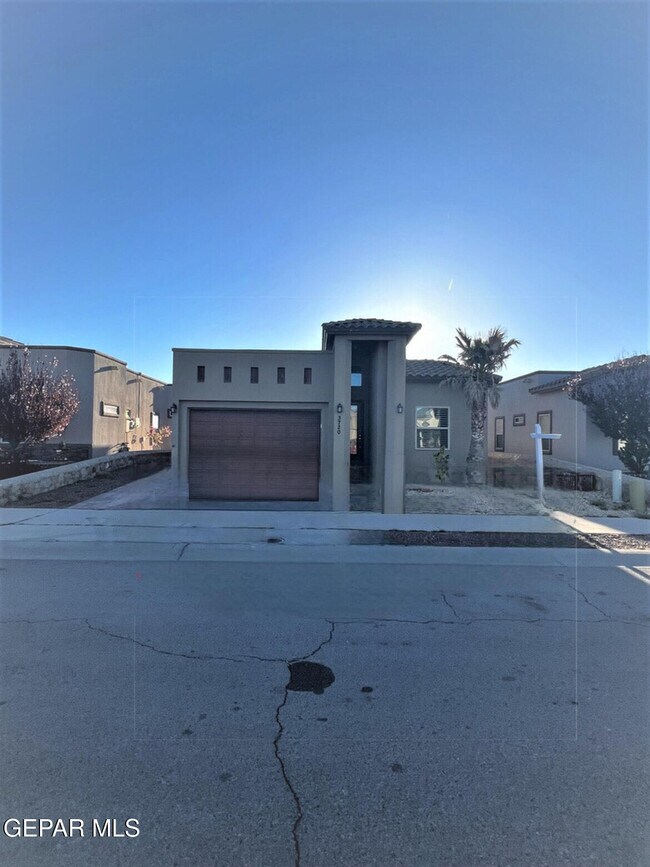 Photo - 3720 Loma Jacinto