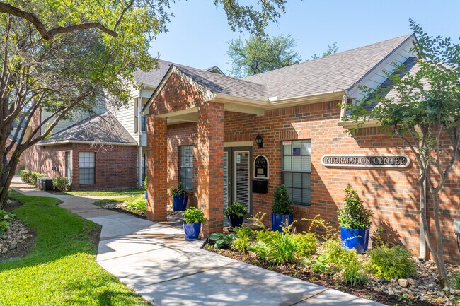 Leasing Office - Forest Park Apartments
