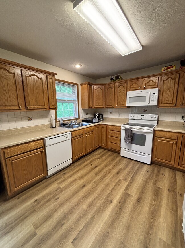 Photo - 864 Tremont St