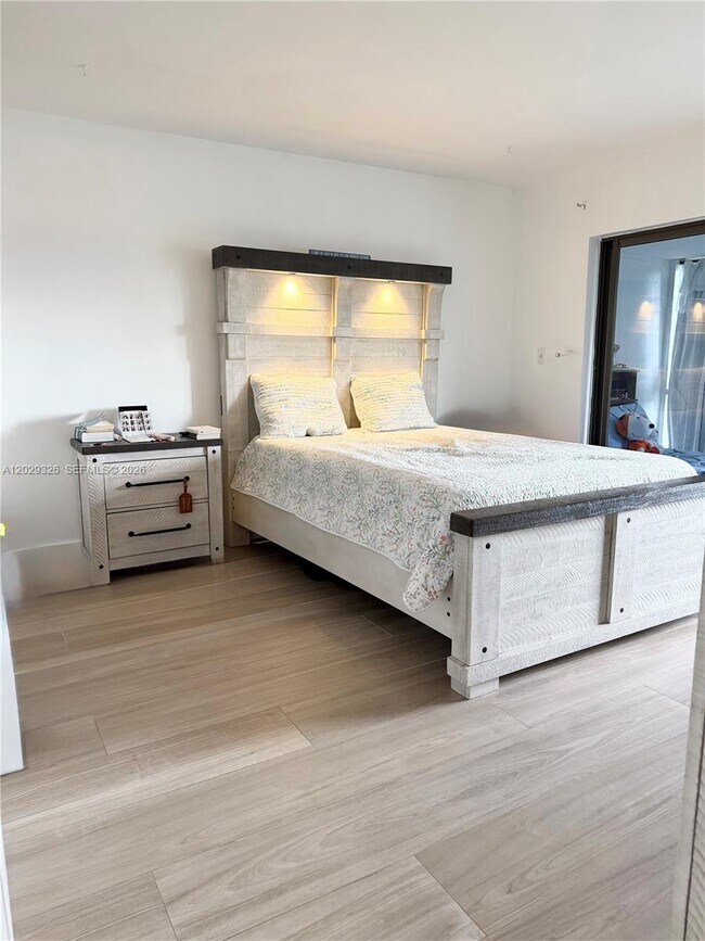 Photo - 8101 SW 24th Ct Unit 405