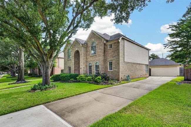 Photo - 1719 Cantigny Ln