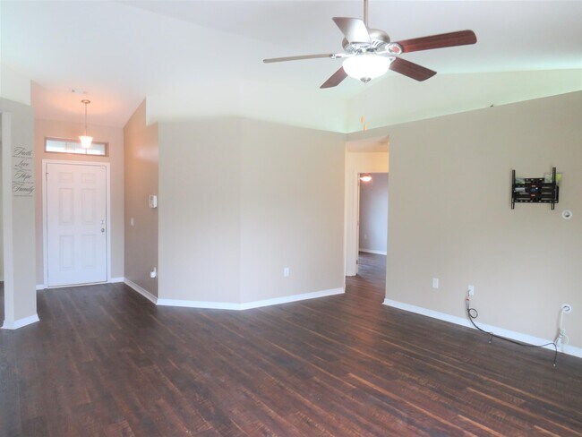 Photo - 2172 Las Vegas Trail