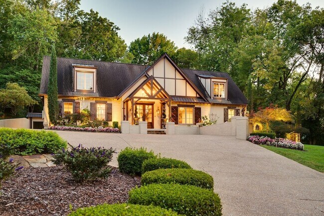 Building Photo - 3807 Harding Pl