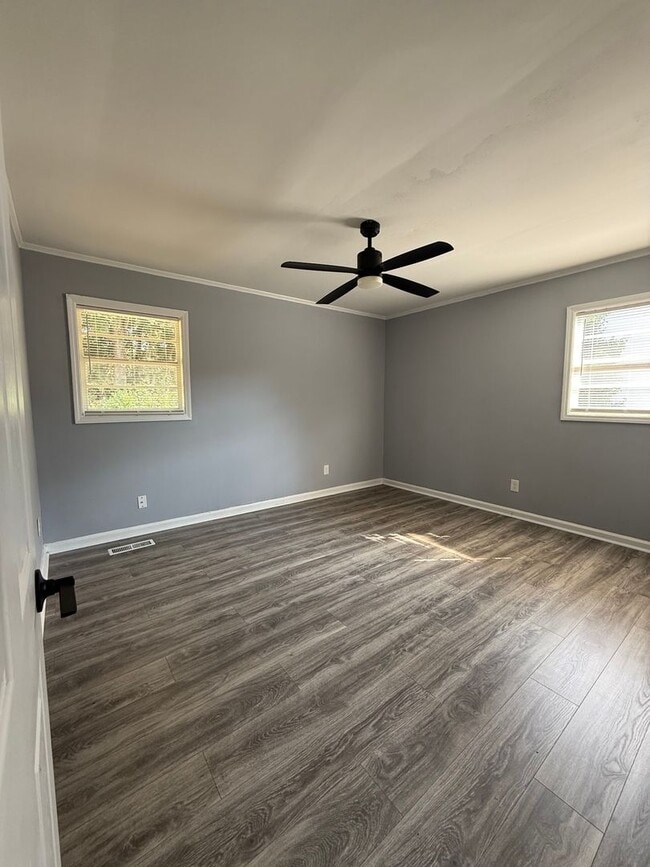 Photo - Newley Remodeled Duplex in Macon - housing voucher approved