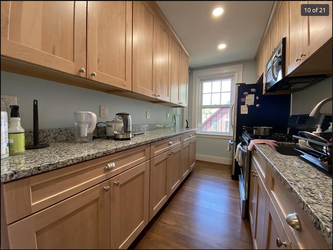 Photo - 1699 Cambridge St Unidad 12A