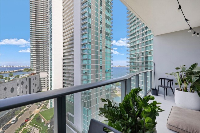 Building Photo - 501 NE 31st St Unit 1004 Rental
