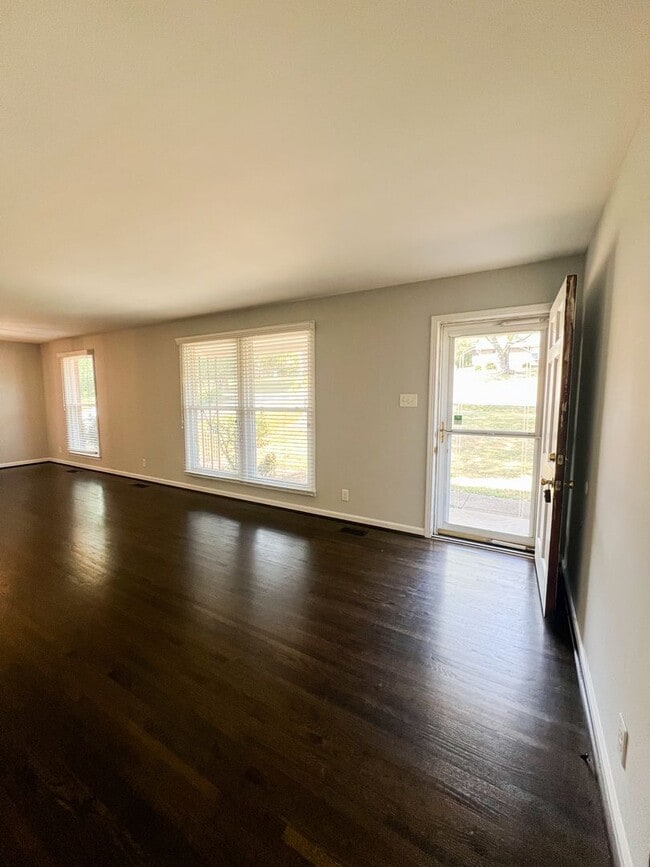 Photo - 2108 Barkley Dr