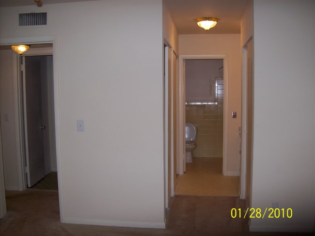Photo - 5000 Hillsboro Pike Unit C1