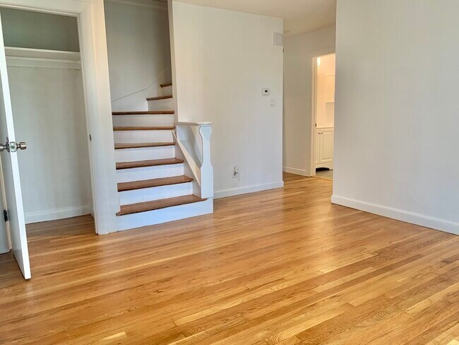 Photo - 83 Academy Hill Rd Unidad 1