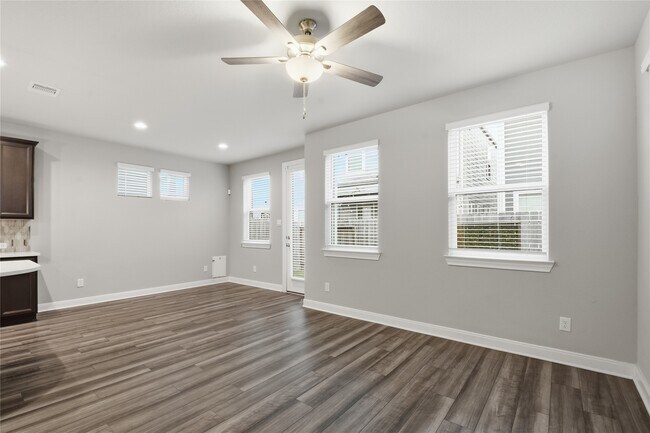 Photo - 4106 Split Ivy Dr