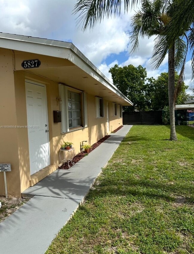 Building Photo - 5827 Buchanan St Unit 1 Rental