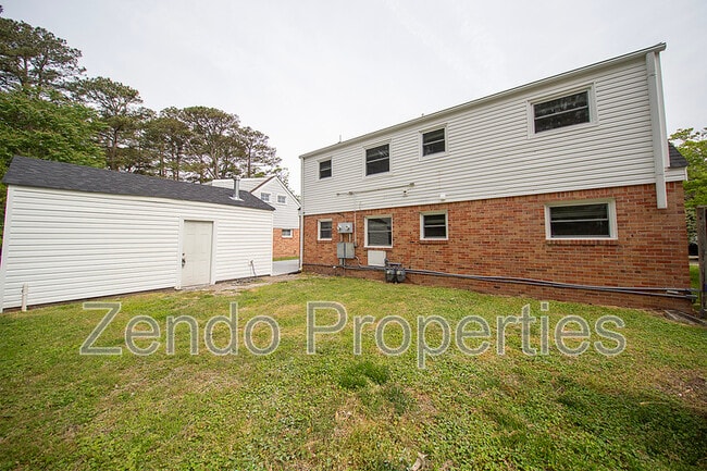 Photo - 1733 Parkview Ave Unit A (downstairs)