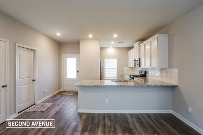 Photo - 2112 Meadow Dr