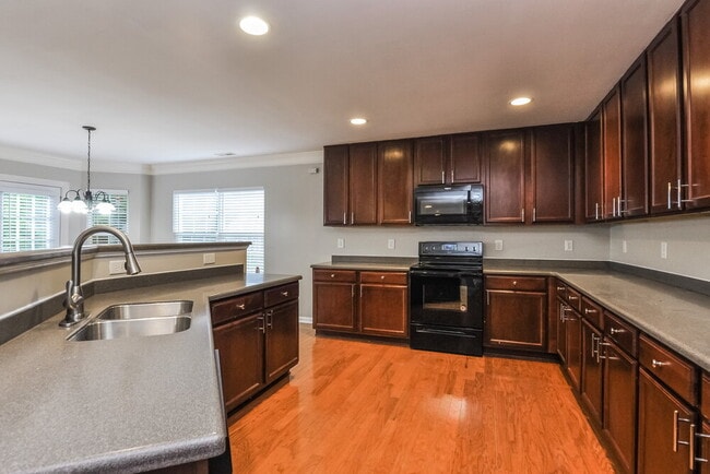 Photo - 6539 Guard Hill Dr