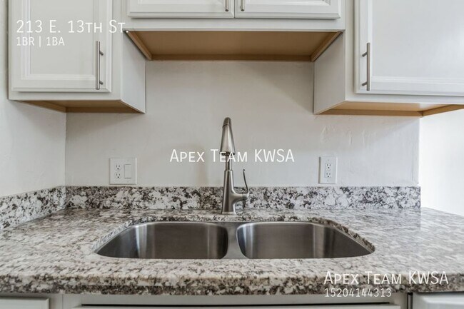 Photo - 213 E 13th St