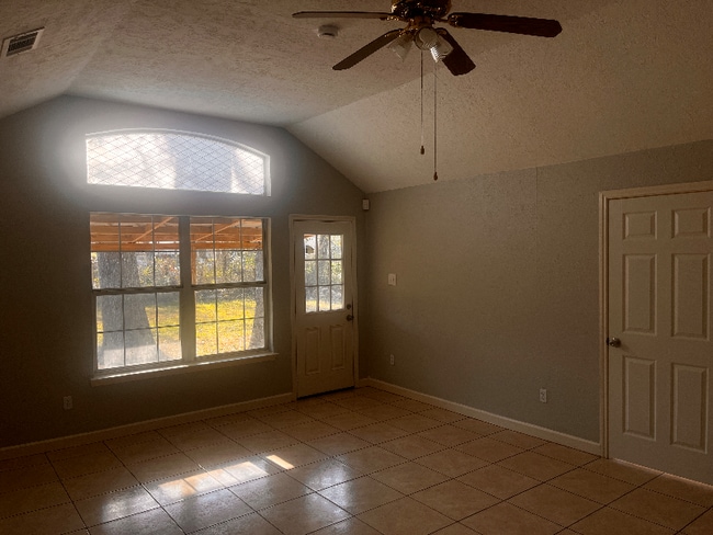 Photo - 514 N 5th St