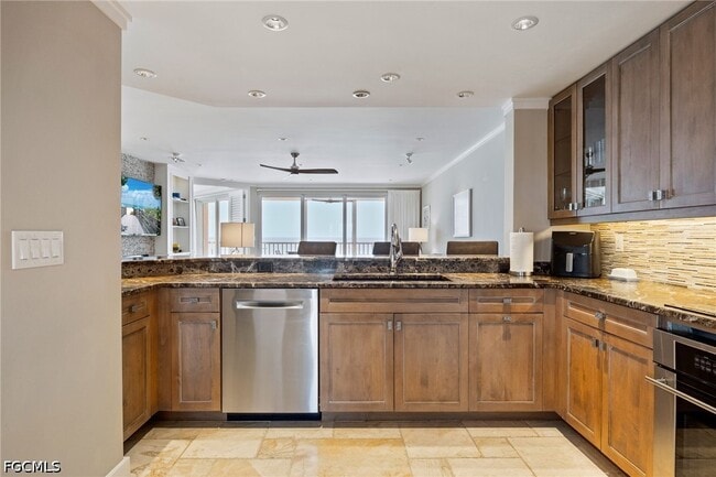 265 Barefoot Beach Blvd Unidad 303