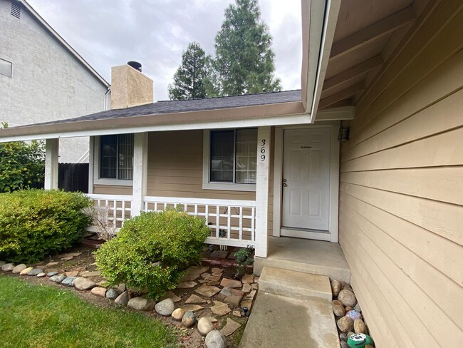 Building Photo - 369 Limerick Way