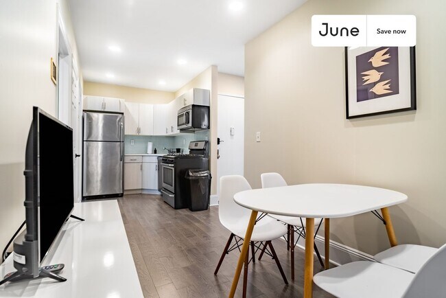 Photo - 345 E 21st St