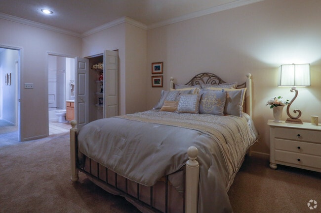 Model - 2 Bed / 2 Bath