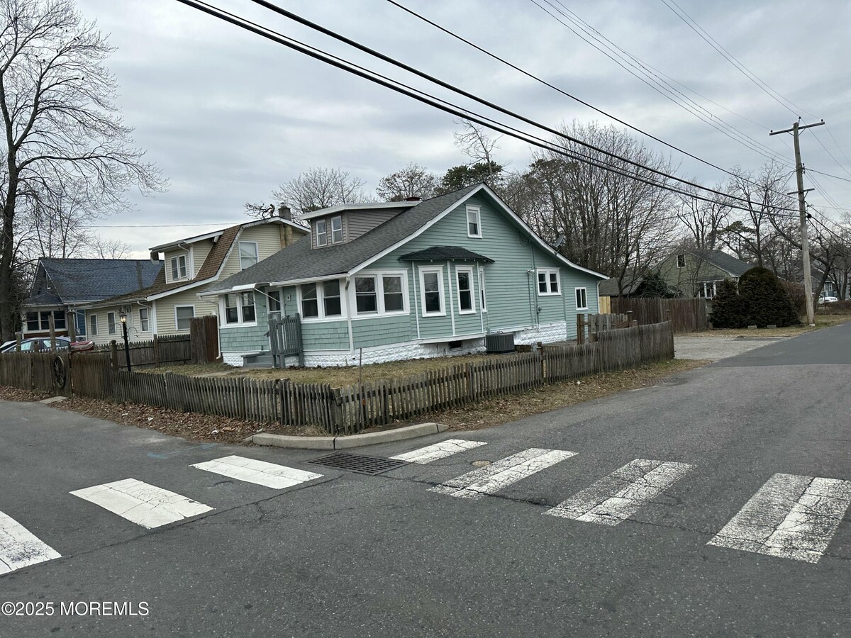 Photo - 200 Mermaid Ave