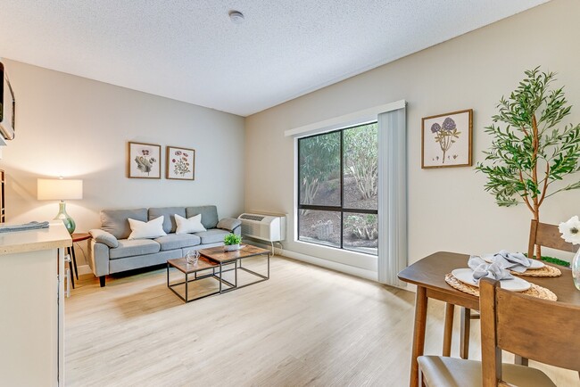 Encinitas Senior Living - 55+ Active Adult Apartments