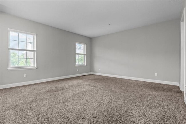 Photo - 567 Chesnic Dr