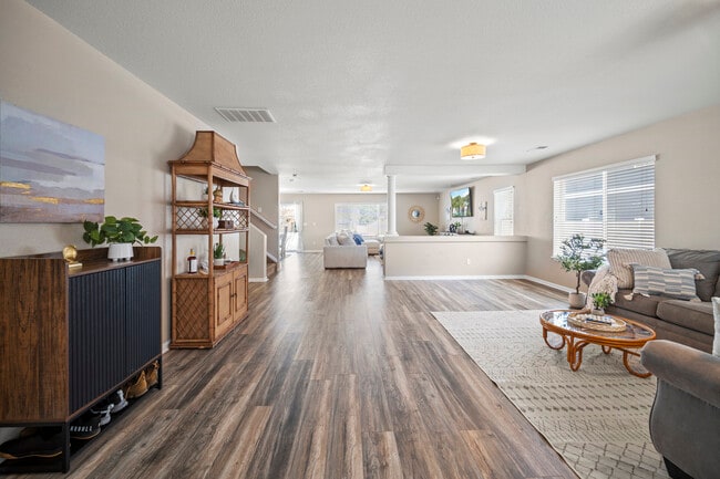 Photo - 7860 Lantern Ln