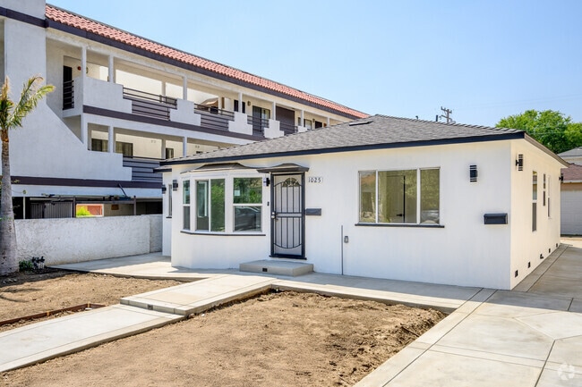 Building Photo - 1025 Linden Ave Rental