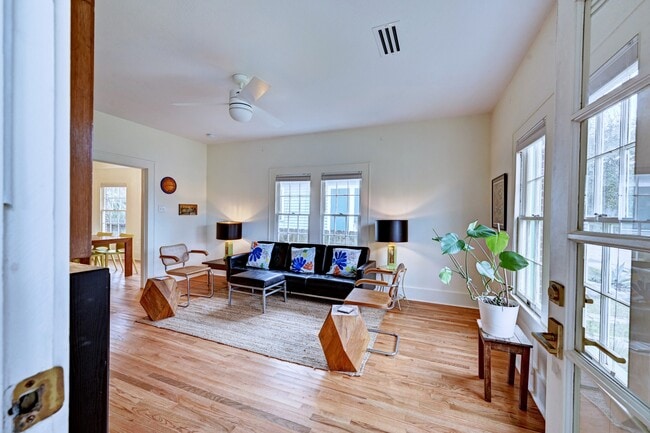 Photo - 3715 Avenue S 1/2