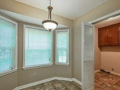 Photo - 205 Bob White Ave