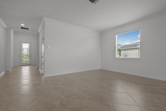 Photo - 4363 Lemongrass Dr