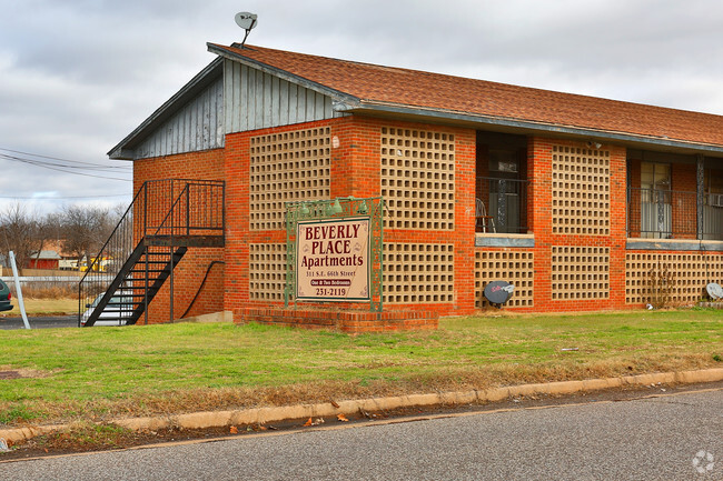 Building Photo - Station 16 Rental