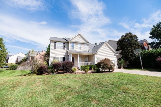 Photo - Stunning 6 bedroom 2.5 bathroom corner lot...