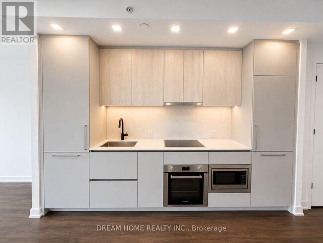 Photo - 609 Sherbourne St Unit 1701
