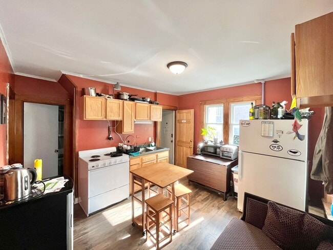 Photo - 39 Hickok Pl Apartment Unit 1