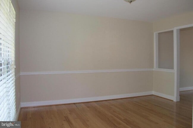 Building Photo - 17407 Gallagher Way