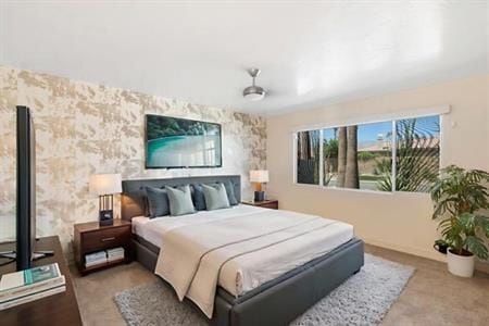 Photo - 43660 Elkhorn