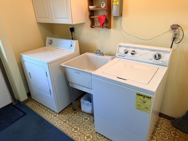 Photo - 806 Kentwood Dr Unit 3