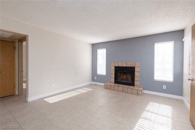 2674 Bryandouglas Dr Unit B