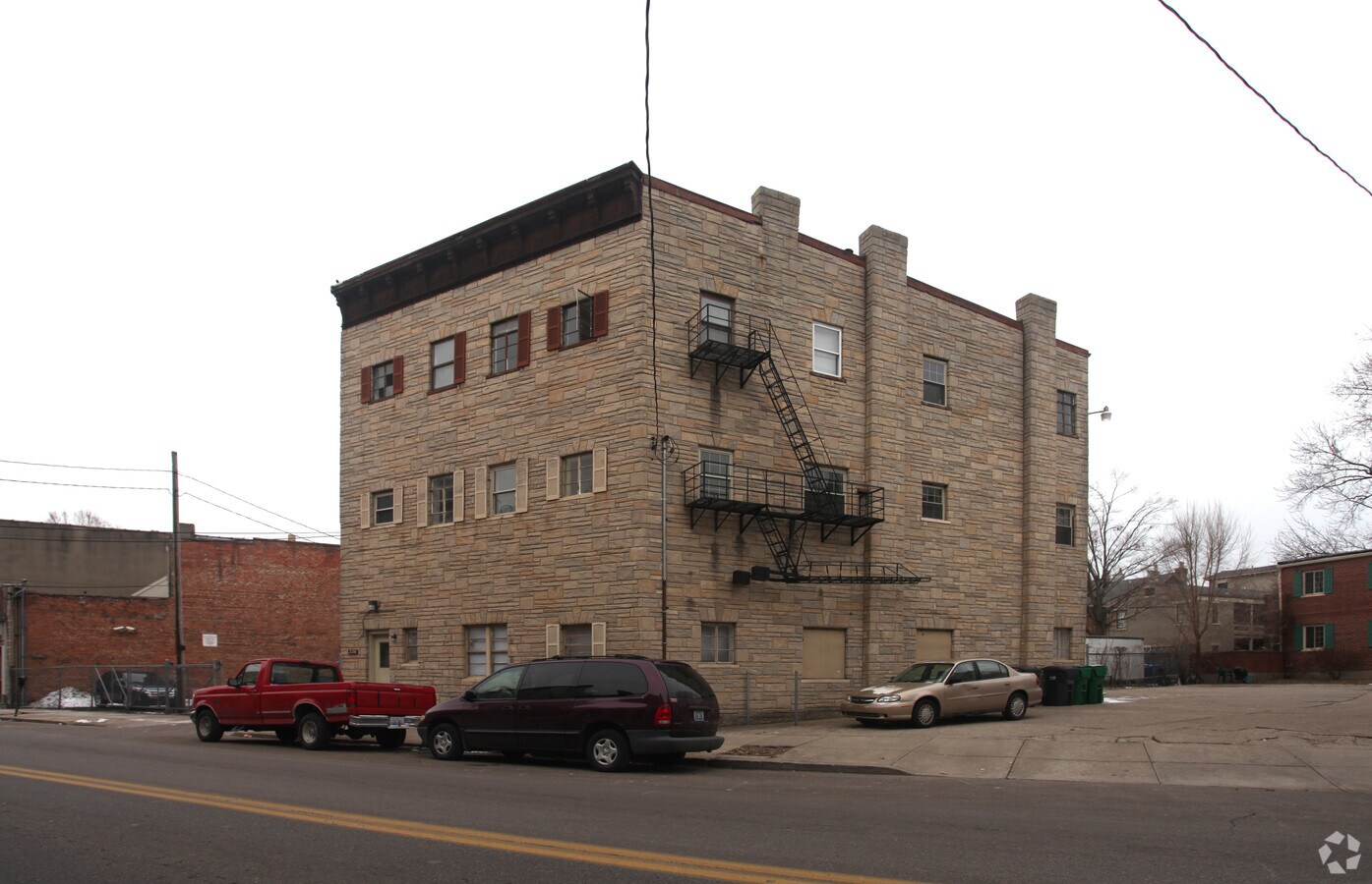 Photo - 334-336 W Pike St Apartments