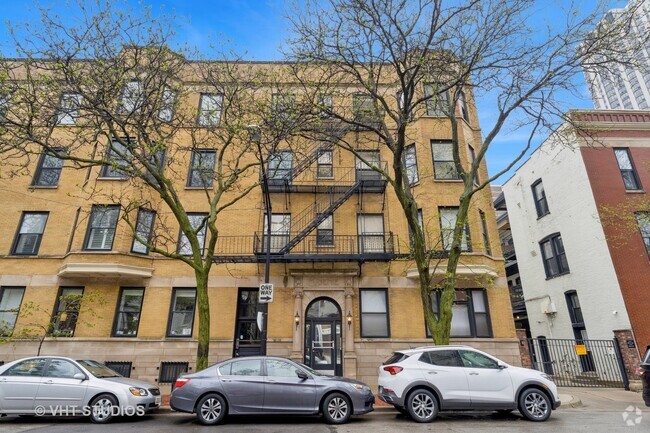 Building Photo - 210 W Eugenie St Rental