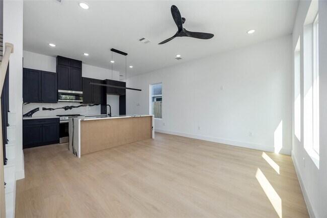 Photo - 3920 Aledo St