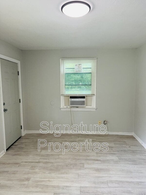 Photo - 1221 Montgomery Ave