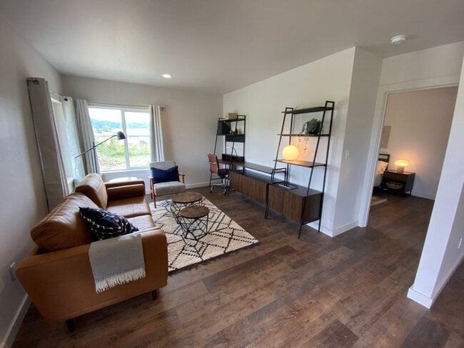 Building Photo - Sora Crossing Unit 3