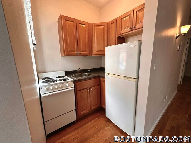 Photo - 67 S Huntington Ave Apartment Unit 1