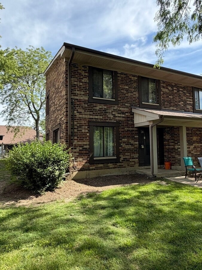 Photo - 805 Waterview Cir